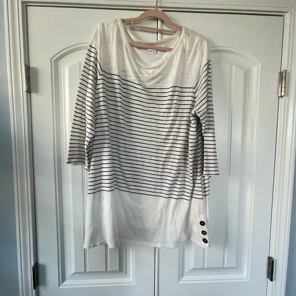 J. Jill Striped White and Black Women's Top 1X - Picture 2 of 9